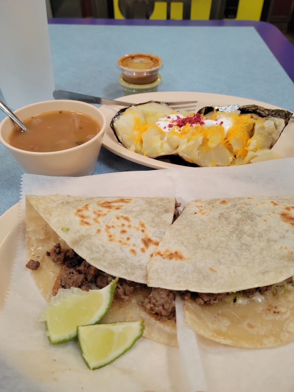 Taqueria El Zarape | restaurant | 901 S 10th St, McAllen, TX 78501, USA | 9569948833 OR +1 956-994-8833