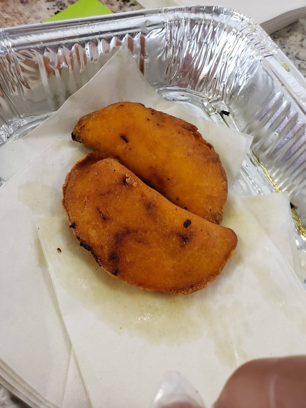 Js Empanadas | restaurant | 111 NJ-35, Cliffwood, NJ 07721, USA | 3475451928 OR +1 347-545-1928