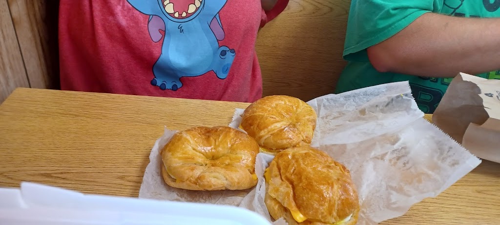 Manila Donuts | bakery | 600 W, AR-18, Manila, AR 72442, USA | 8705700469 OR +1 870-570-0469