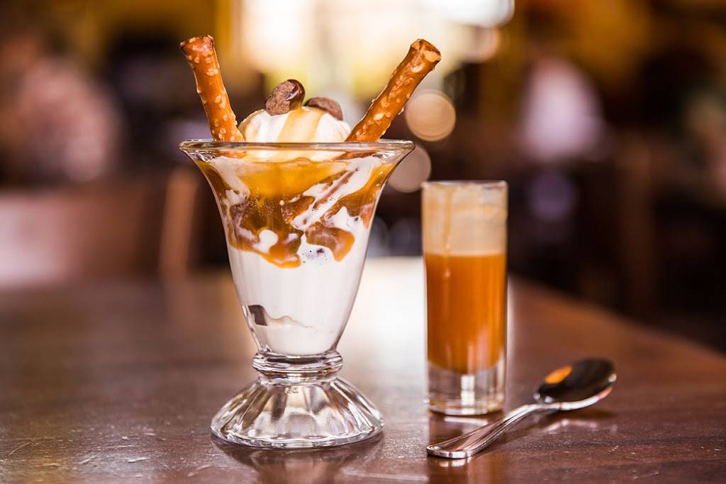 Postino Arcadia | restaurant | 3939 E Campbell Ave, Phoenix, AZ 85018, USA | 6028523939 OR +1 602-852-3939