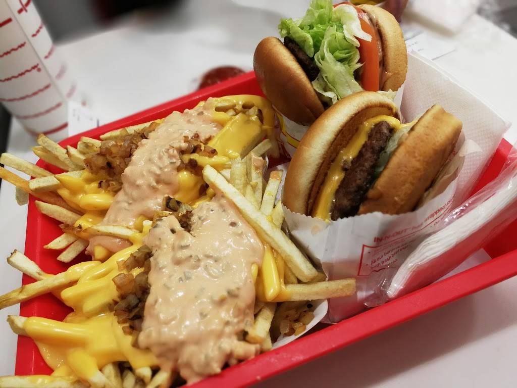 In-N-Out Burger | restaurant | 5611 Santa Teresa Blvd, San Jose, CA 95123, USA | 8007861000 OR +1 800-786-1000