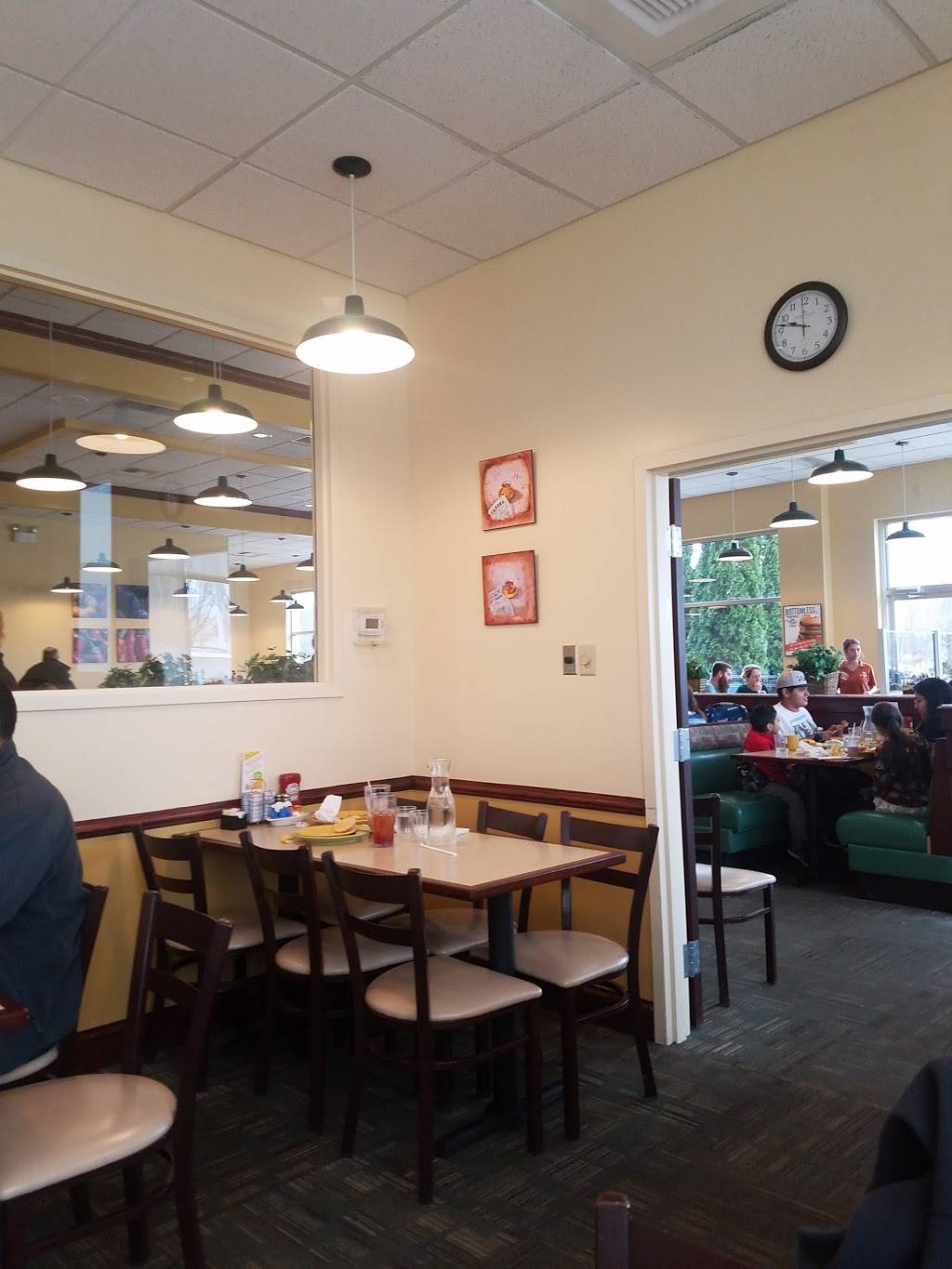 Scramblers | restaurant | 7970 E Broad St, Reynoldsburg, OH 43068, USA | 6145220715 OR +1 614-522-0715