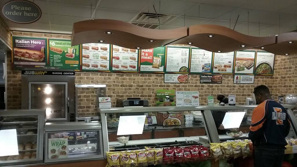 Subway | restaurant | 1601 Wabash Ave, Springfield, IL 62704, USA | 2177268800 OR +1 217-726-8800