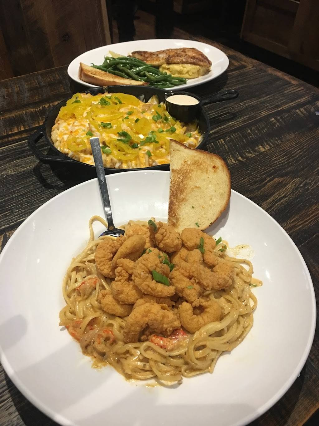 Walk-Ons Sports Bistreaux | restaurant | 401 E, I-20, Arlington, TX 76018, United States | 8176172137 OR +1 817-617-2137