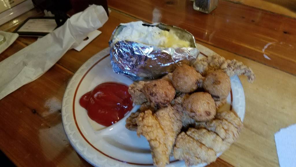 Allison Catfish Farm & Restaurant | restaurant | 403 S Union Grove Rd, Friendsville, TN 37737, USA | 8659959245 OR +1 865-995-9245