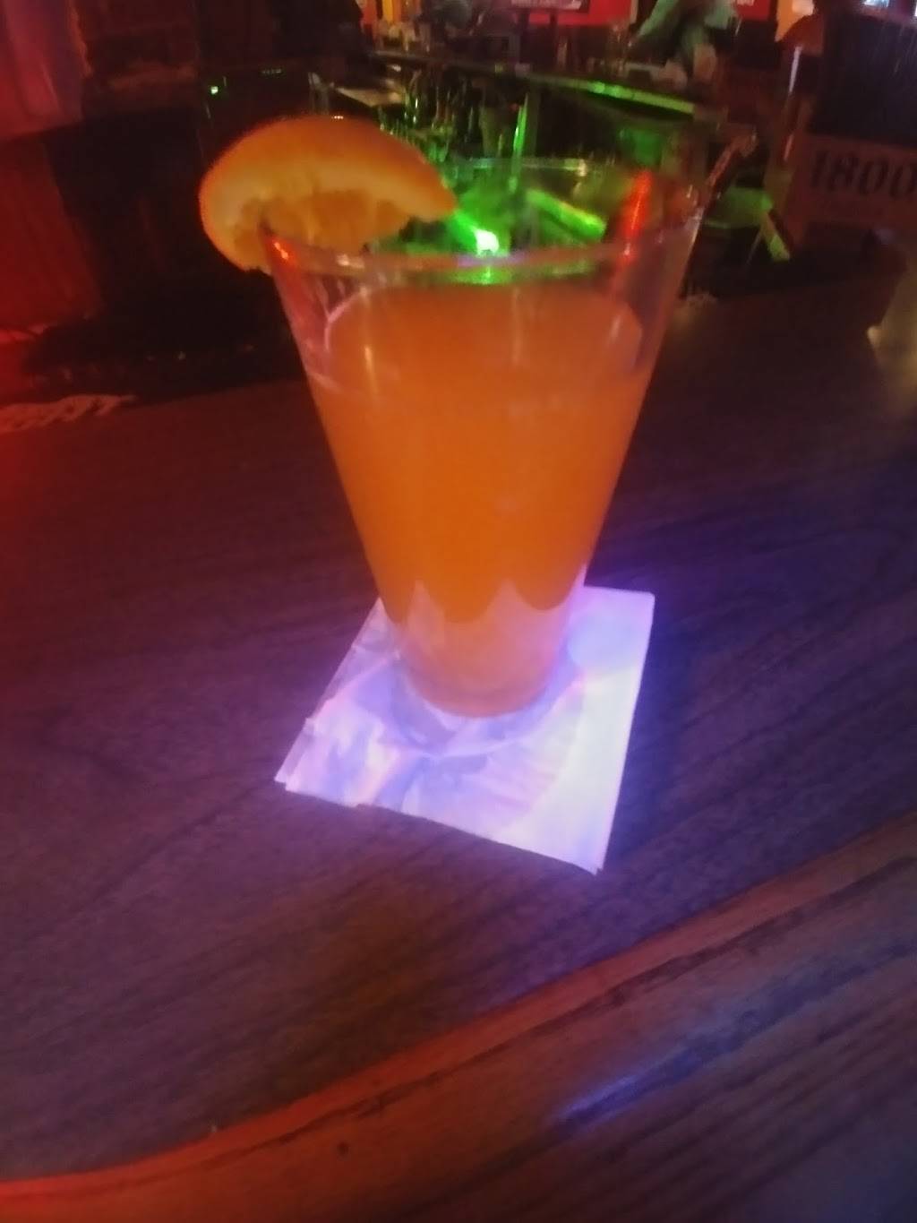 Callahans Irish Pub | restaurant | 200 S Irwindale Ave, Azusa, CA 91702, USA | 6269695780 OR +1 626-969-5780