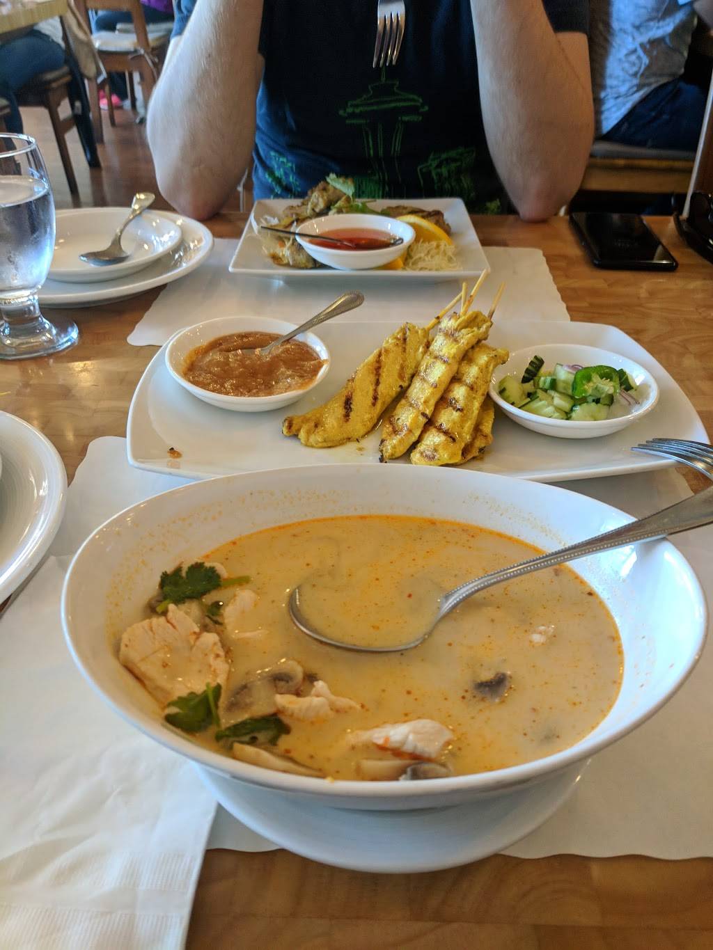 Simply Thai Restaurant | restaurant | 6295 Jarvis Ave, Newark, CA 94560, USA | 5107931698 OR +1 510-793-1698