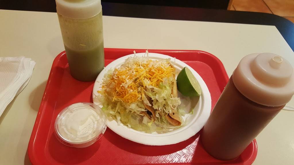 Nicos Mexican Food | restaurant | 3910 E 29th St, Tucson, AZ 85711, USA | 5205120312 OR +1 520-512-0312