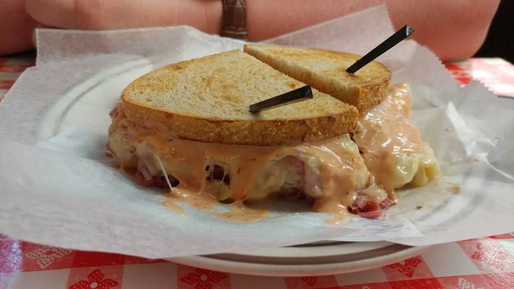 Sandwich Man | restaurant | 5640 Allentown Blvd, Harrisburg, PA 17112, USA | 7175401818 OR +1 717-540-1818