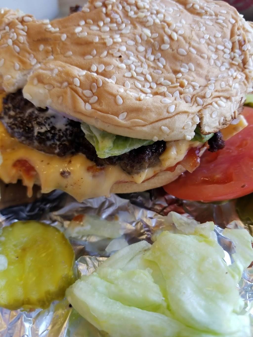 Five Guys | meal takeaway | 15523 WC Commons Way, Midlothian, VA 23113, USA | 8043785466 OR +1 804-378-5466