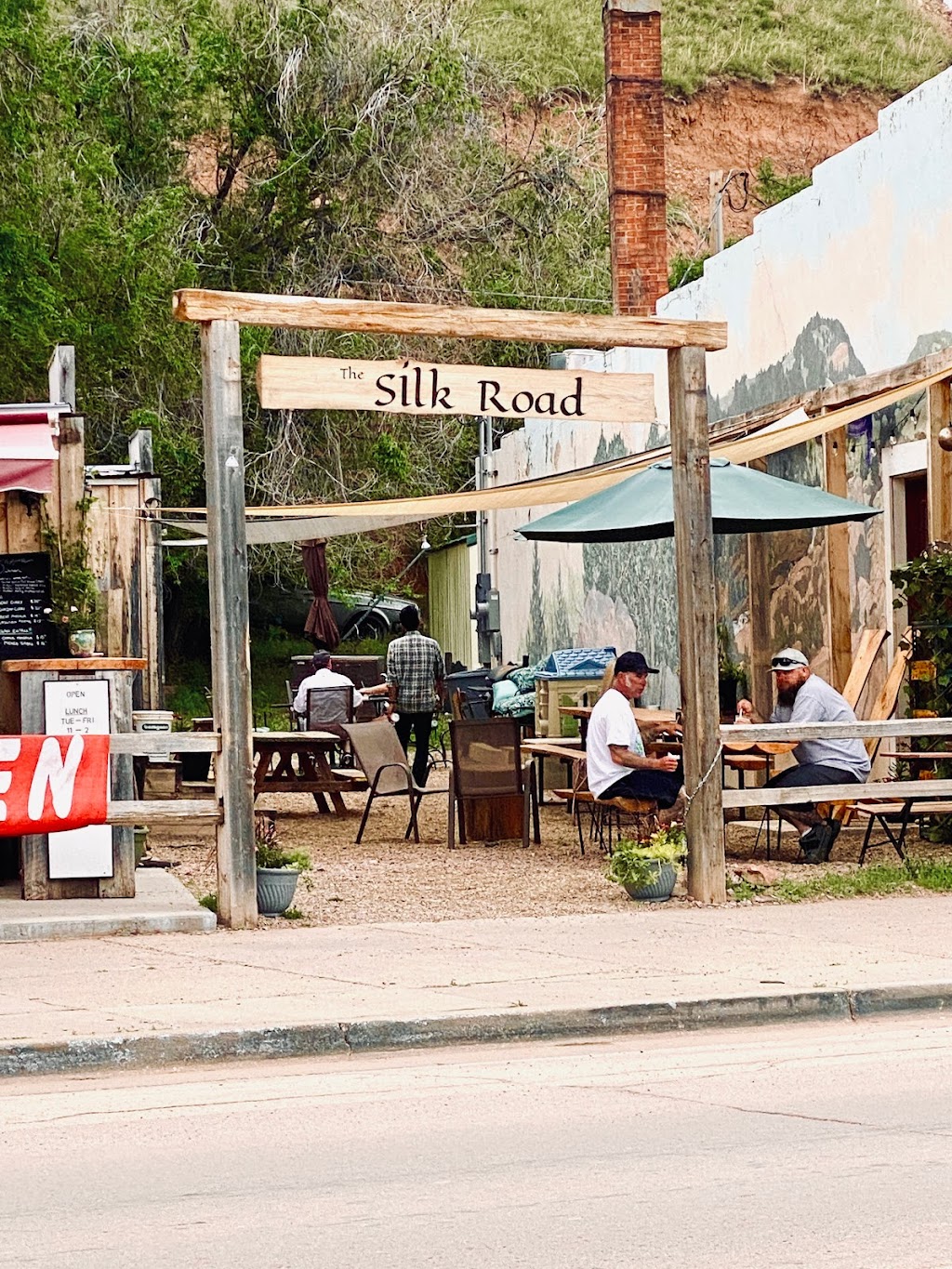 Silk Road Experience Restaurant | restaurant | 239 N River St, Hot Springs, SD 57747, USA | 5416660131 OR +1 541-666-0131