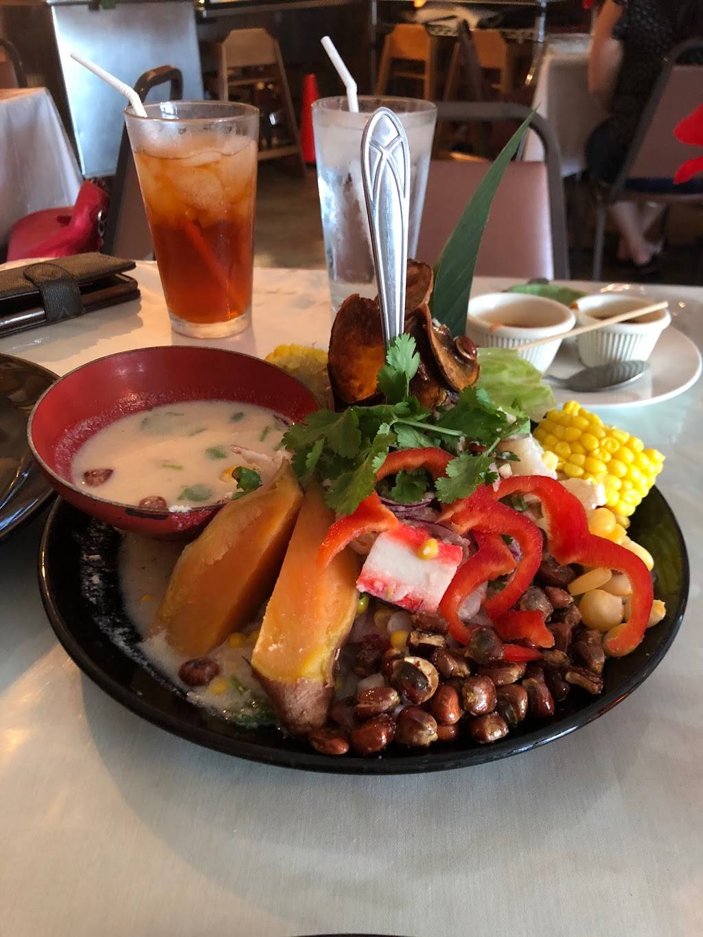 El Ceviche De Waldito | restaurant | 5526 Evers Rd, San Antonio, TX 78238, USA | 2106818100 OR +1 210-681-8100