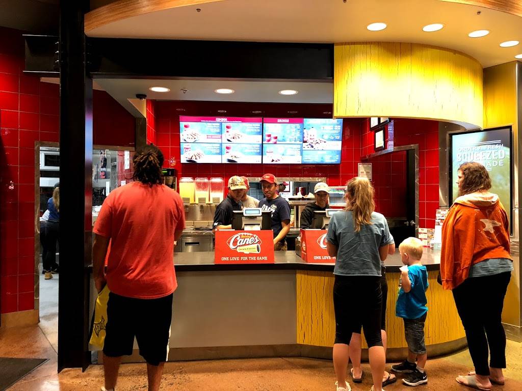 Raising Cane’s Chicken Fingers | restaurant | 303 Vista Village Dr, Vista, CA 92083, USA | 7606396086 OR +1 760-639-6086