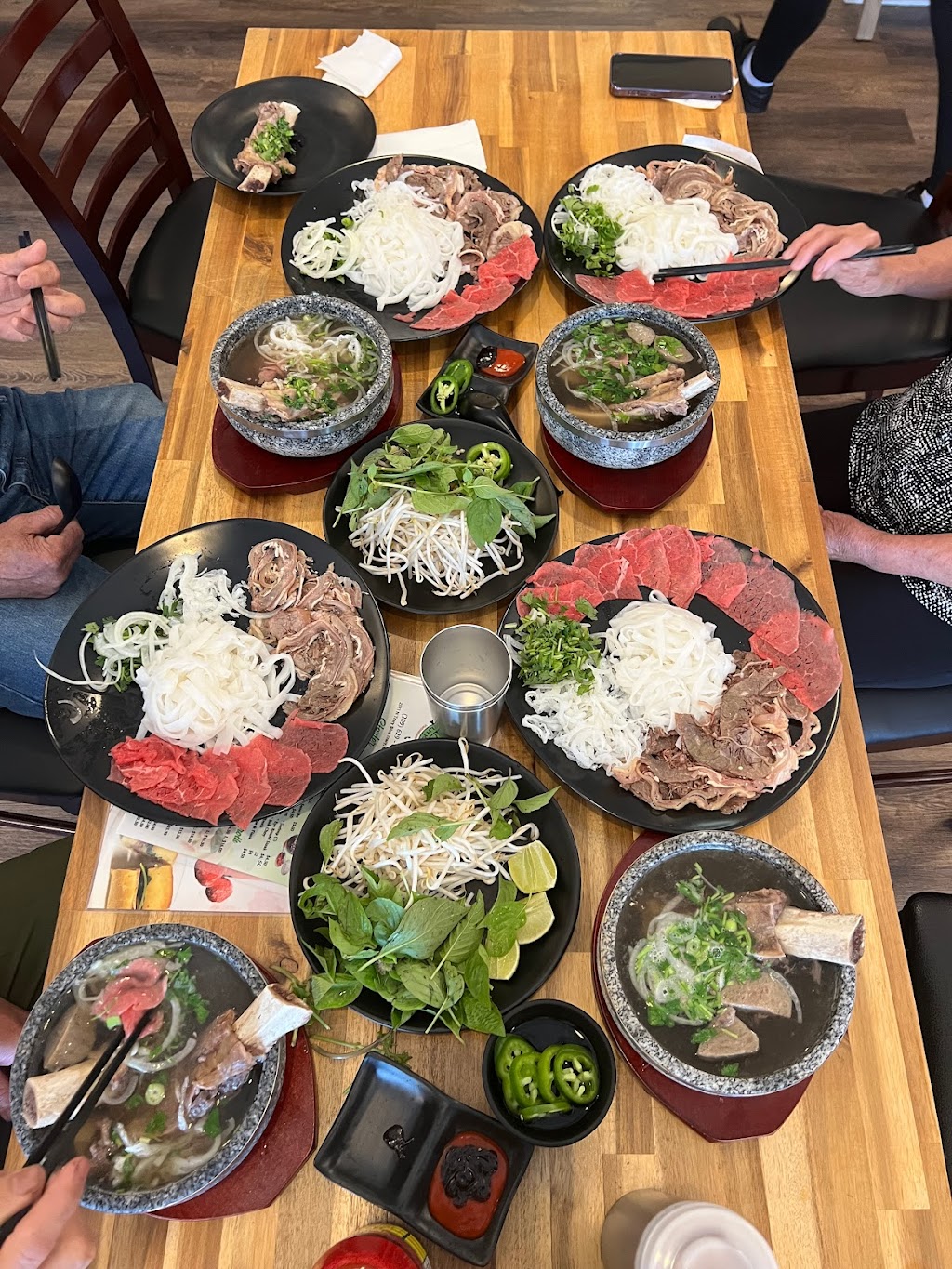 LH Kitchen | restaurant | 2521 N Tracy Blvd, Tracy, CA 95376, USA | 2096290010 OR +1 209-629-0010