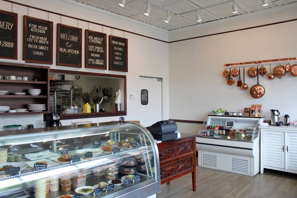 Real Kitchen | meal takeaway | 1433 W Montrose Ave, Chicago, IL 60613, USA | 7732812888 OR +1 773-281-2888