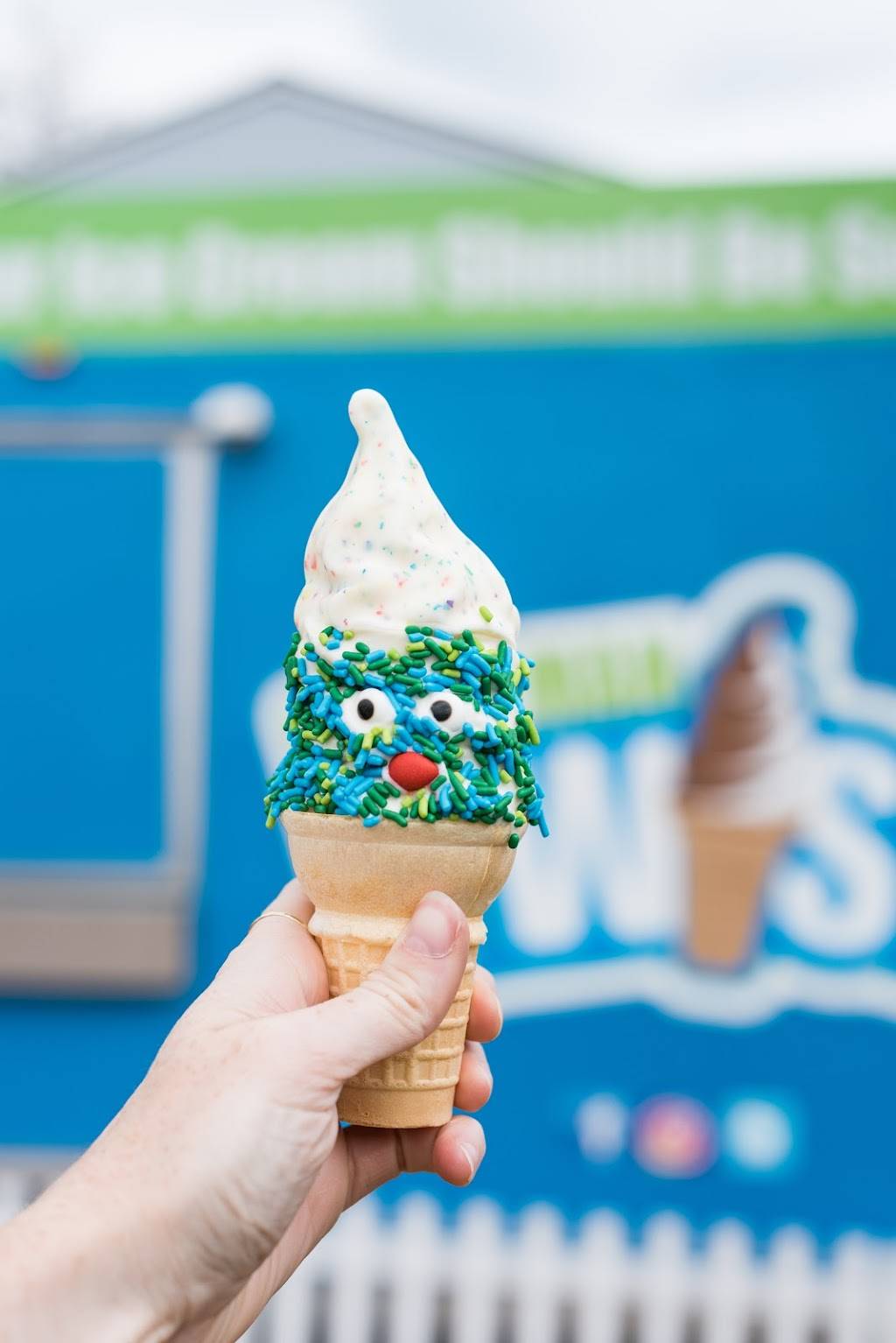 Green Man Twist | restaurant | 770 E McMillan St, Cincinnati, OH 45206, USA | 5139151065 OR +1 513-915-1065