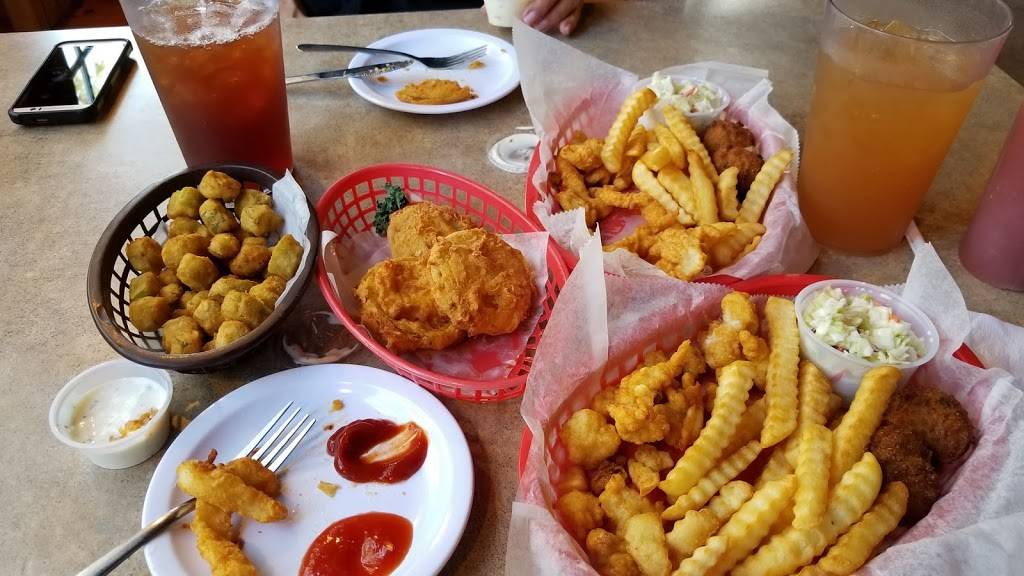 Jimbos Restaurant, Fish Camp And Resort | restaurant | 965 Co Rd 439, Lake Panasoffkee, FL 33538, USA | 3527938150 OR +1 352-793-8150