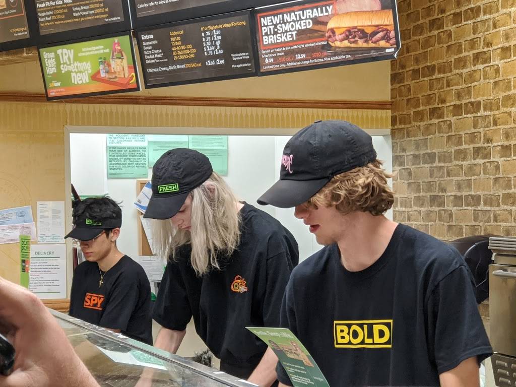 Subway | meal takeaway | 1260 E 1st Ave, Broomfield, CO 80020, USA | 3034641178 OR +1 303-464-1178