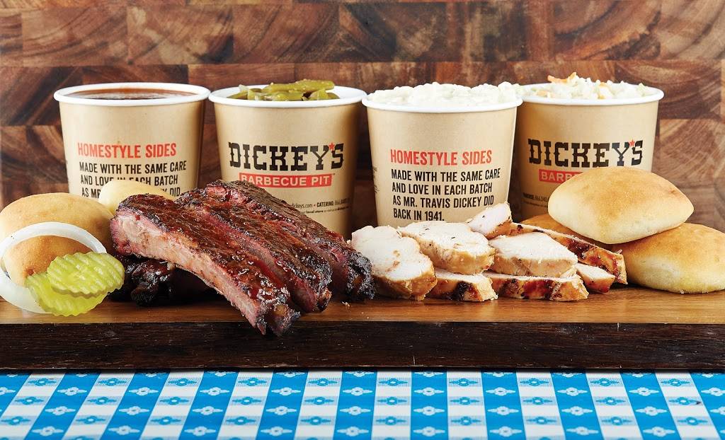 Dickeys Barbecue Pit | restaurant | 2411 Nazareth Rd, 25th Street Shopping Plaza, Easton, PA 18045, USA | 4845462488 OR +1 484-546-2488