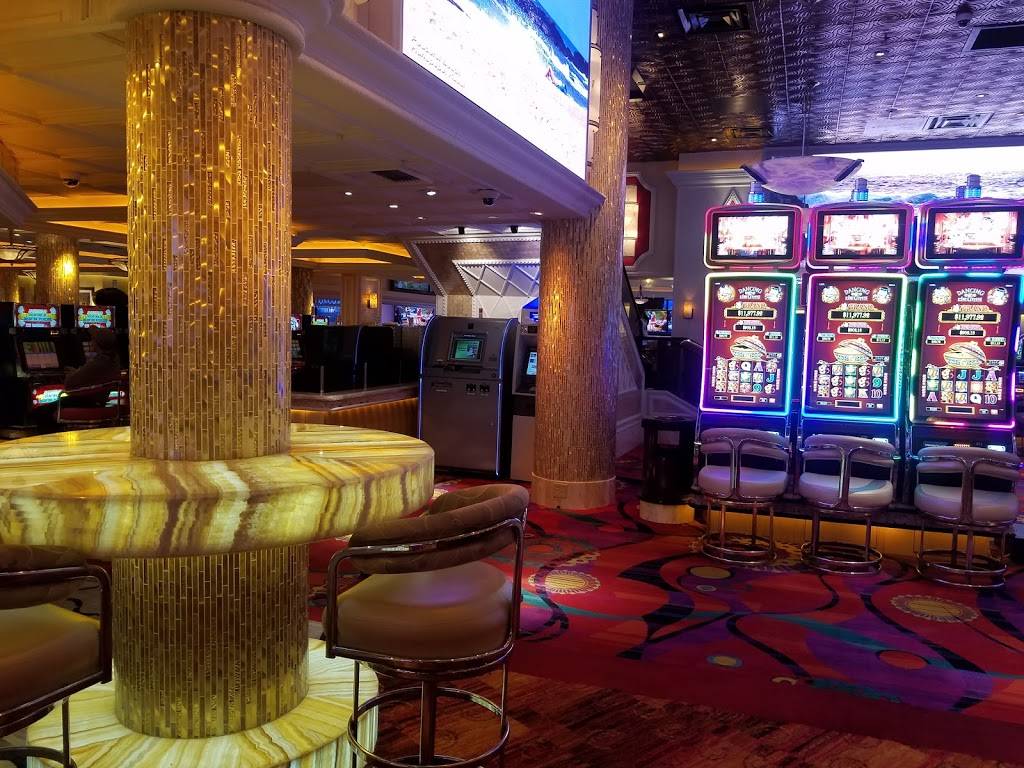 Western Village Inn & Casino | restaurant | 815 Nichols Blvd, Sparks, NV 89434, USA | 8006481170 OR +1 800-648-1170