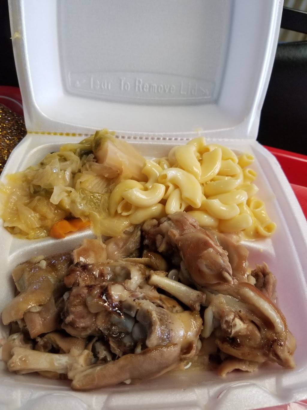 C T Real Deal BBQ | restaurant | 2901 S Lancaster Rd, Dallas, TX 75216, USA | 2143023000 OR +1 214-302-3000