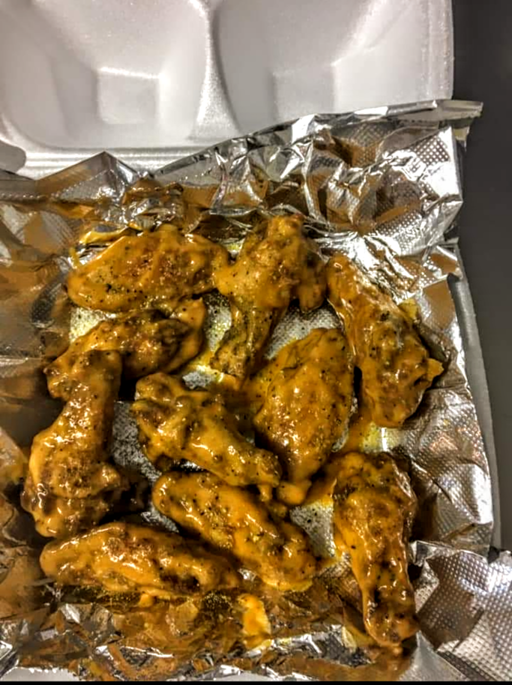 Birds Wings and Things | restaurant | 226 W Moring St, Swainsboro, GA 30401, USA | 4782992574 OR +1 478-299-2574