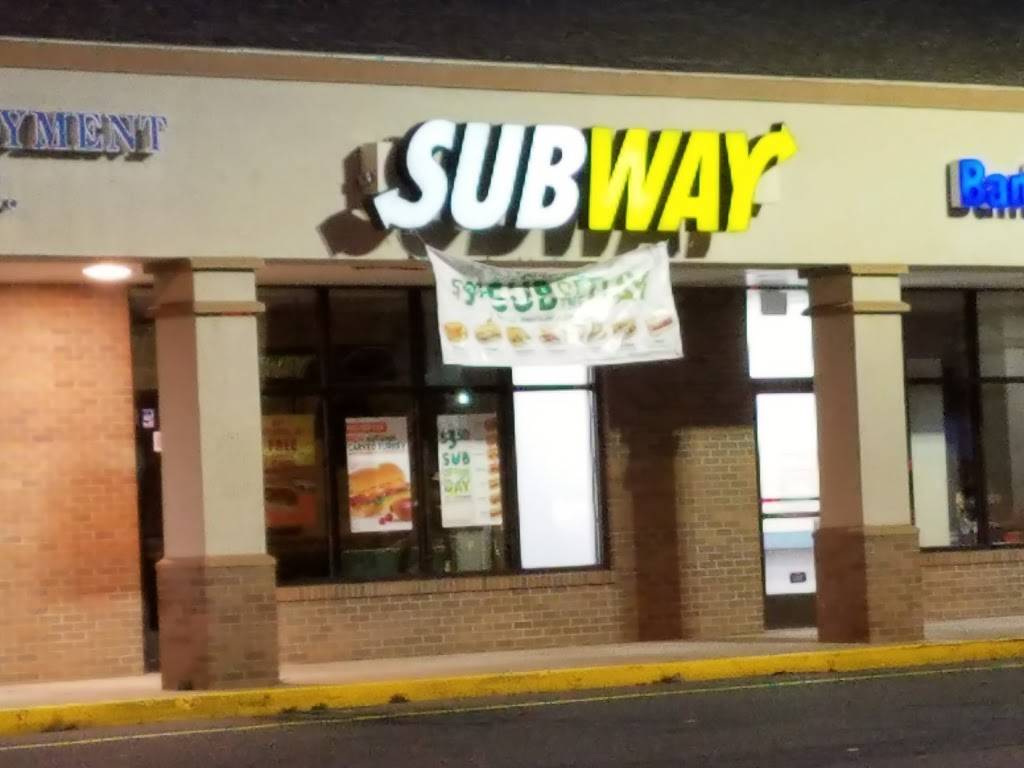 Subway | restaurant | 1461 Whalley Ave, New Haven, CT 06515, USA | 2033891520 OR +1 203-389-1520