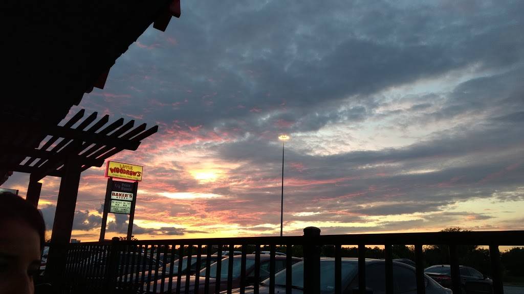 Little Woodrows Katy Bar & Grill | restaurant | 22225 Katy Fwy, Katy, TX 77450, USA | 8329136999 OR +1 832-913-6999