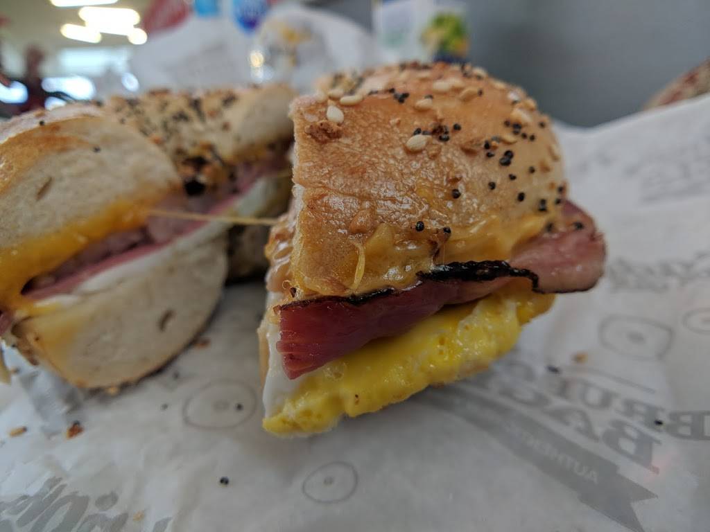 Brueggers Bagels | bakery | 3087 Terminal Drive Concourse B, Hebron, KY 41048, USA | 8597675812 OR +1 859-767-5812