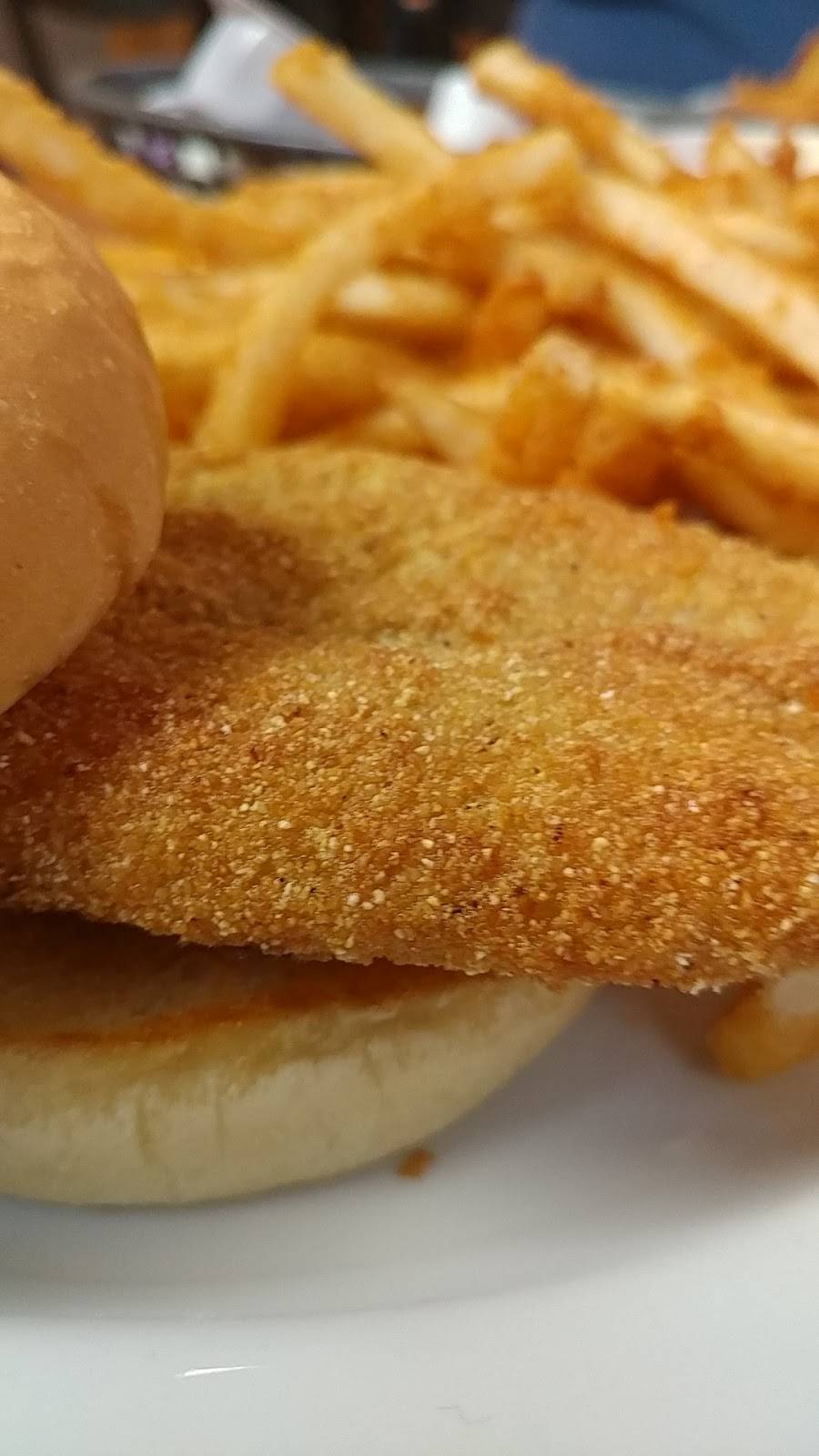 Bunkers LLC | restaurant | 220 Old Rte 36, Illiopolis, IL 62539, USA | 2174865100 OR +1 217-486-5100