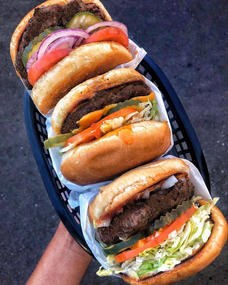 Rogers Burgers | restaurant | 591 N D St, San Bernardino, CA 92401, USA | 9093818001 OR +1 909-381-8001