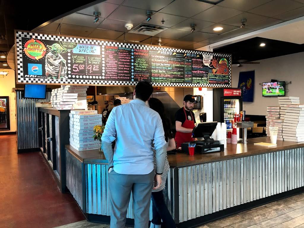 Pizza Shuttle | meal delivery | 12094 W 135th St, Overland Park, KS 66221, USA | 9138822182 OR +1 913-882-2182