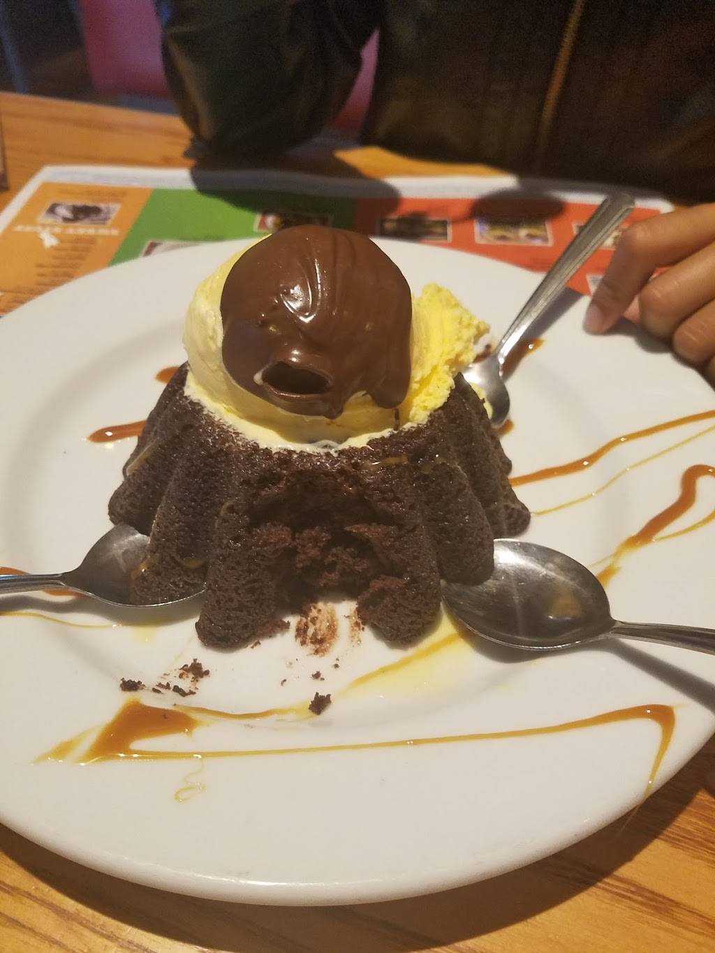 Chilis Grill & Bar | meal takeaway | 43510 10th St W, Lancaster, CA 93534, USA | 6619451502 OR +1 661-945-1502