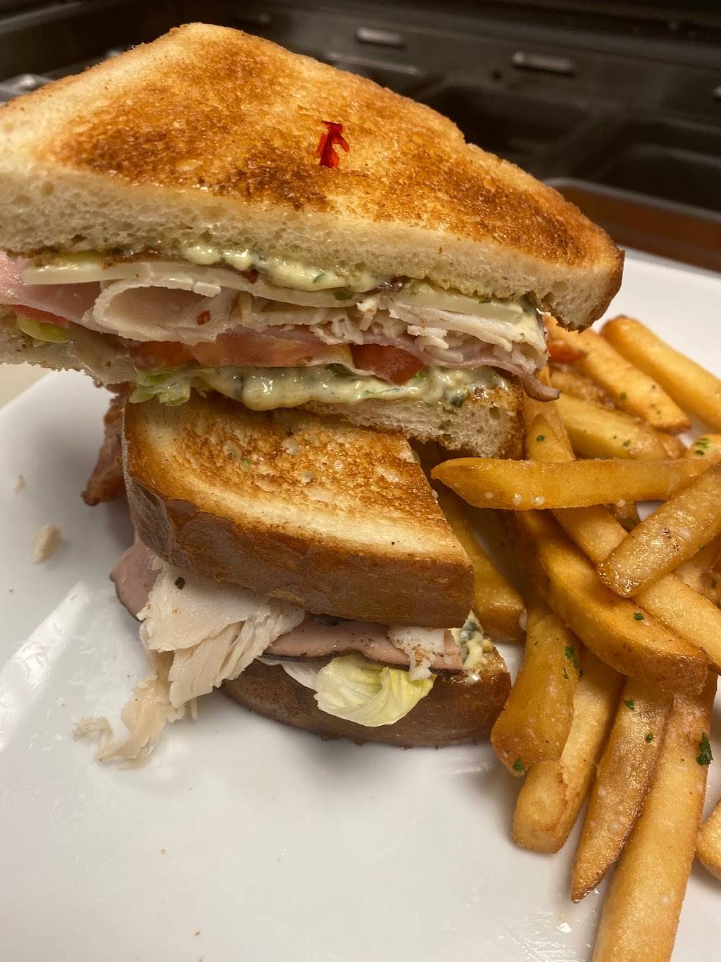 Broken Spoon Restaurant & Lounge | restaurant | 120 International Pkwy Suite 140, Heathrow, FL 32746, USA | 4078077444 OR +1 407-807-7444