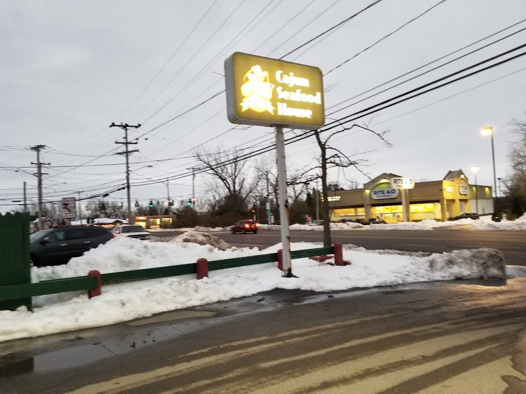 Boil It | restaurant | 702 Old Liverpool Rd, Liverpool, NY 13088, USA | 3159918035 OR +1 315-991-8035