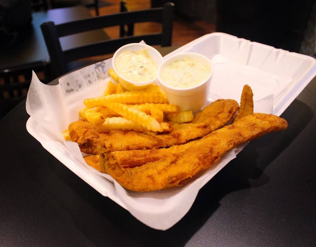 Big Eyed Fish Express | restaurant | 3001 Hillegas Rd, Fort Wayne, IN 46808, USA | 2602033009 OR +1 260-203-3009