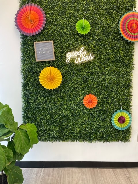 La Villa Nutrition | restaurant | 4639 S 108th St, Greenfield, WI 53228, USA | 8479223455 OR +1 847-922-3455