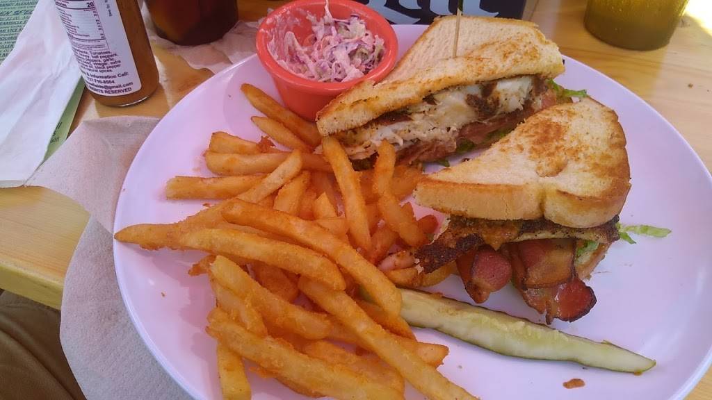 Whiskey River On The Water | restaurant | 5245 Limestone Dr, Port Richey, FL 34668, USA | 7278492180 OR +1 727-849-2180