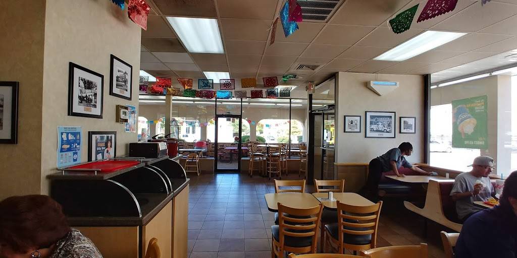 Dairy Queen Store | restaurant | 1501 Town Creek Dr, Austin, TX 78741, USA | 5124440024 OR +1 512-444-0024