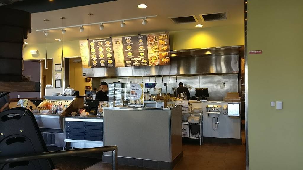 Noodles and Company | restaurant | 13110 W Dodge Rd, Omaha, NE 68154, USA | 4022381406 OR +1 402-238-1406