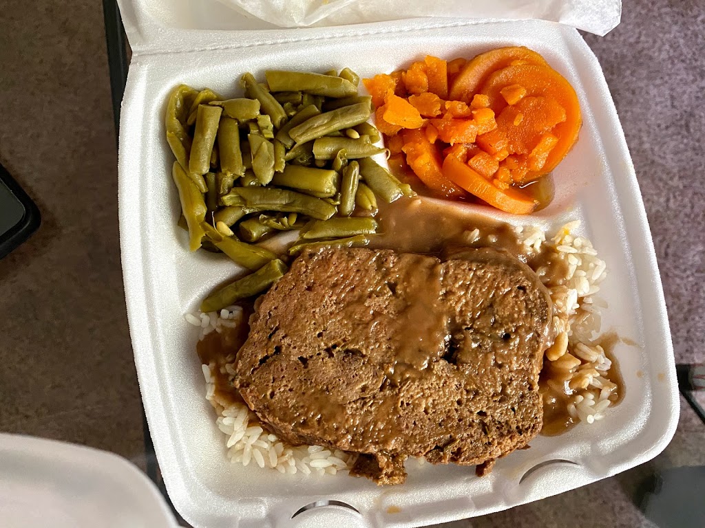 Mamas Soul Food Restaurant | restaurant | 1013 W Brandon Blvd, Brandon, FL 33511, USA | 8133307012 OR +1 813-330-7012