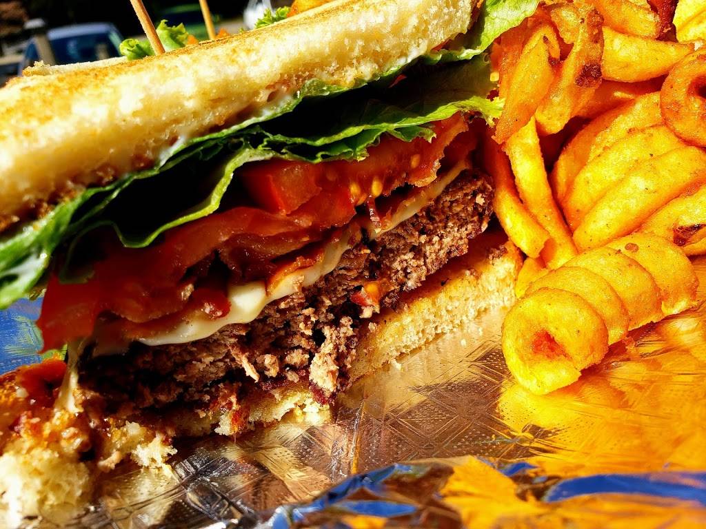 Theres A Treat Takeout | restaurant | 495 N Deer Isle Rd, Deer Isle, ME 04627, USA | 2073489444 OR +1 207-348-9444