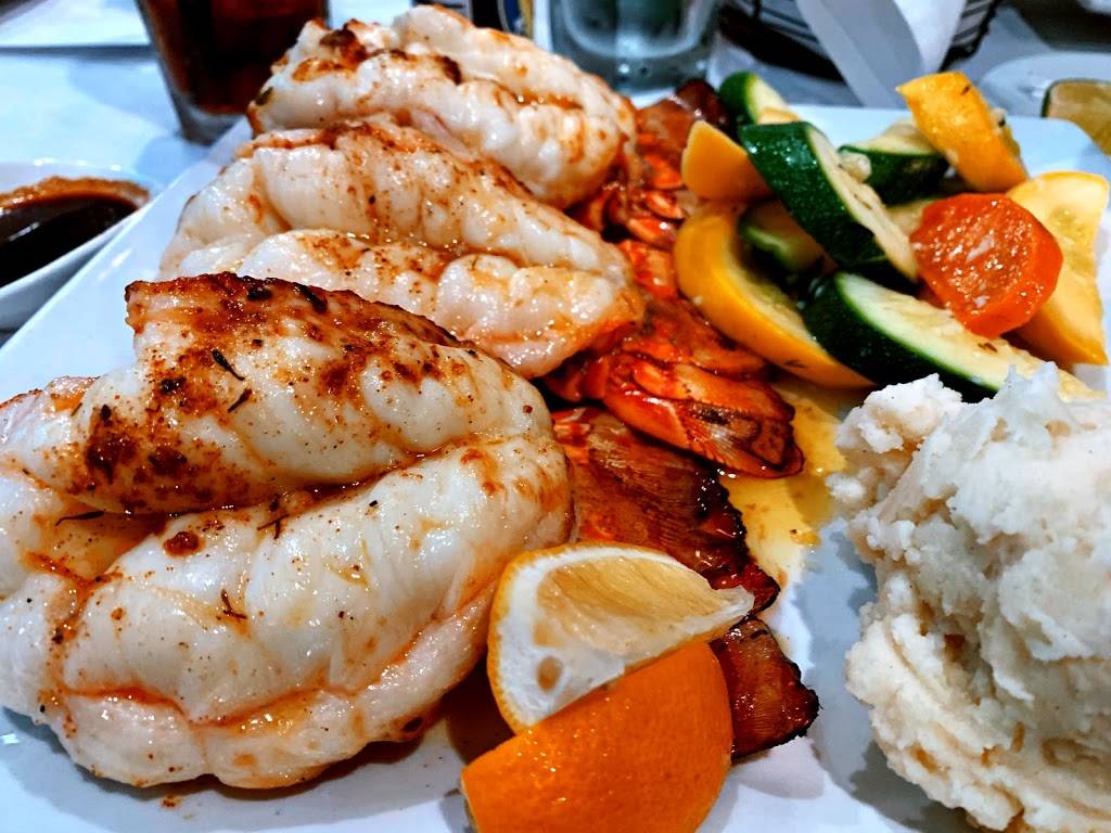 Florida Keys Steak and Lobster House | restaurant | 3660 Overseas Hwy, Marathon, FL 33050, USA | 3057435516 OR +1 305-743-5516
