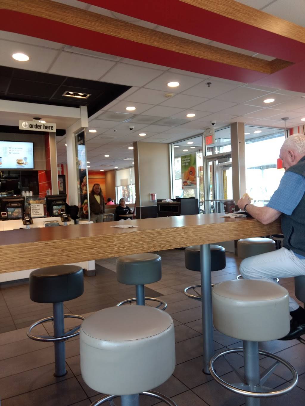 McDonalds | cafe | 9559 Clifford St, Fort Worth, TX 76108, USA | 8172465880 OR +1 817-246-5880
