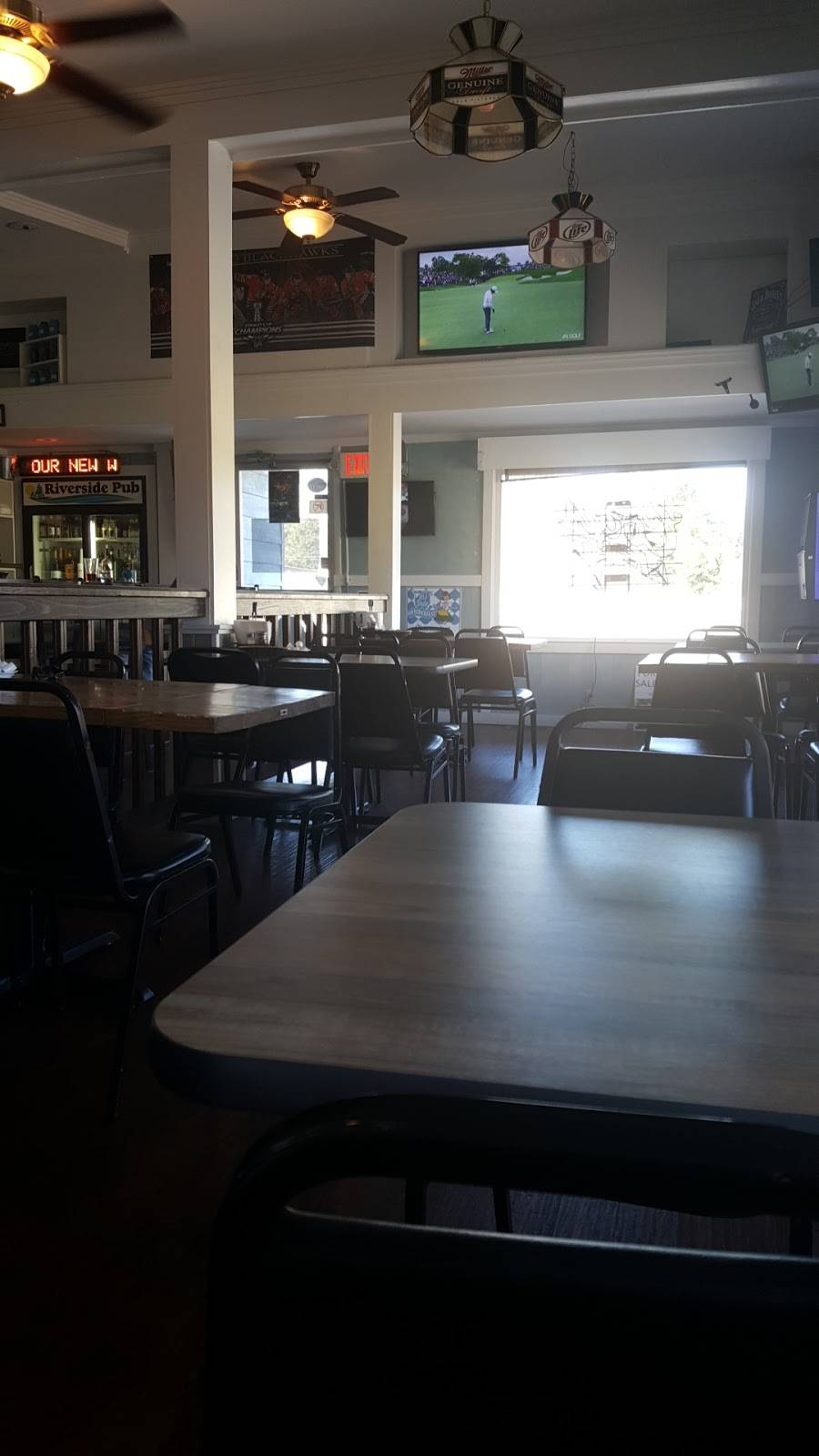 Riverside Pub | restaurant | 1625 IL-176, Crystal Lake, IL 60014, USA | 8154446200 OR +1 815-444-6200