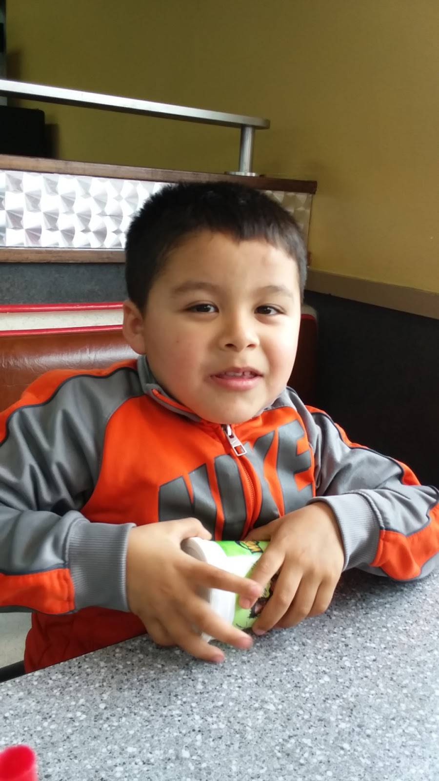 Carls Jr. | restaurant | 9664 Bruceville Rd, Elk Grove, CA 95757, USA | 9167142476 OR +1 916-714-2476