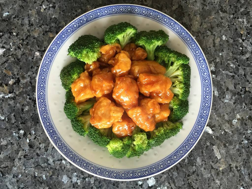 Chens Garden | restaurant | 3912 W North Ave, Chicago, IL 60647, USA | 7732525599 OR +1 773-252-5599