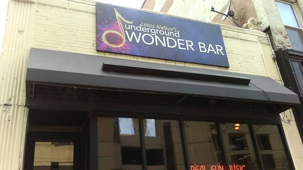Underground Wonder Bar | restaurant | 710 N Clark St, Chicago, IL 60654, USA | 3122667761 OR +1 312-266-7761