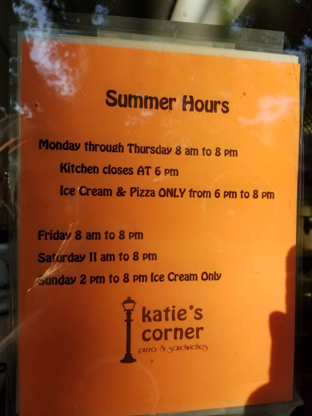 Katies Corner | restaurant | 312 Walnut St, Farina, IL 62838, USA | 6182453092 OR +1 618-245-3092