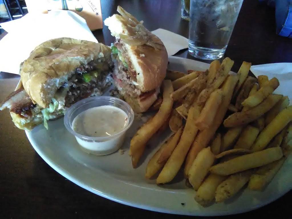 Mulligans Bar & Grill | restaurant | 3518 SE Hawthorne Blvd, Portland, OR 97214, USA | 5032356390 OR +1 503-235-6390